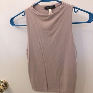Sleeveless pink top